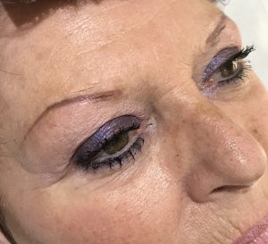 Hayley Ayres-permanent makeup- eyebrow procedure